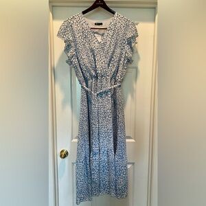 NEW w/tags Light Blue Floral-Print Maxi Dress with Ruffle Sleeves